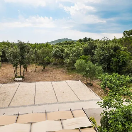 My Dalmatia - Sea View Naledi With Shared Pool