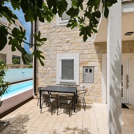 Apartment My Dalmatia - Sea View Naledi With Shared Pool Mrljane