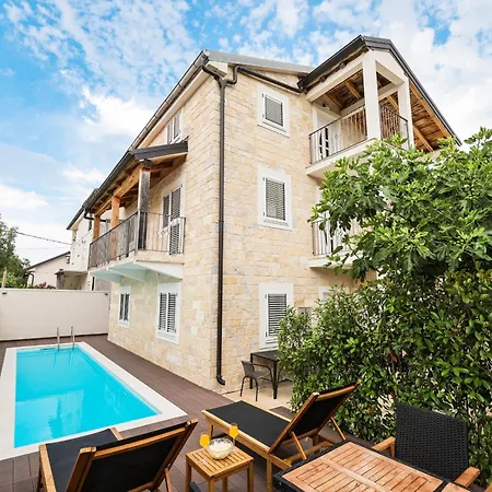 Apartment My Dalmatia - Sea View Naledi With Shared Pool Mrljane