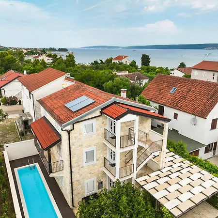 My Dalmatia - Sea View Naledi With Shared Pool *